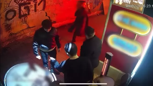 Esnafın İyilik Karşılığında Yaşadığı Şok: Kadın Turistin Tuhaf Davranışı