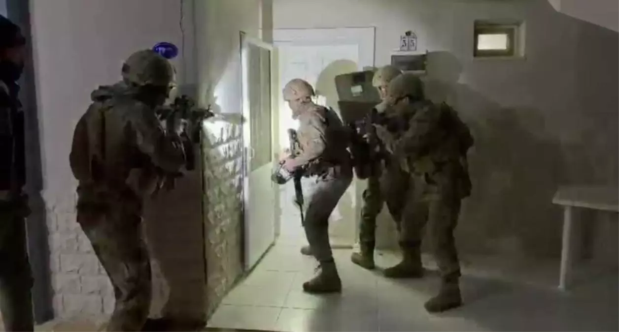 Çeşme\'de firari suçlu yakalandı