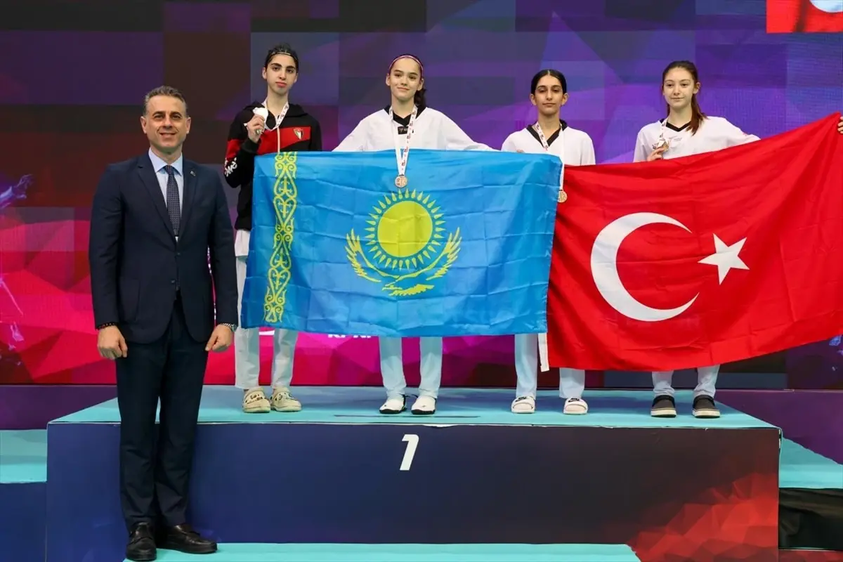 Türk Sporcular Antalya\'da 19 Madalya Kazandı