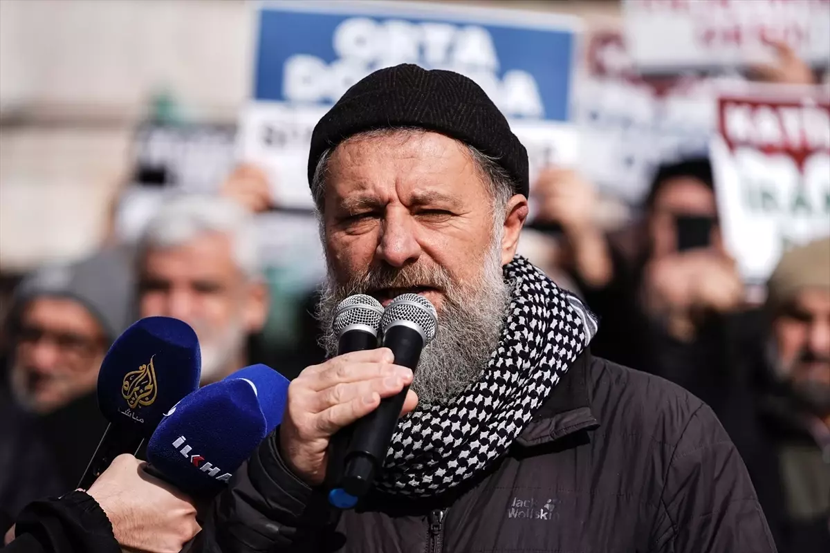 İstanbul\'da İran\'a Destek Eylemleri