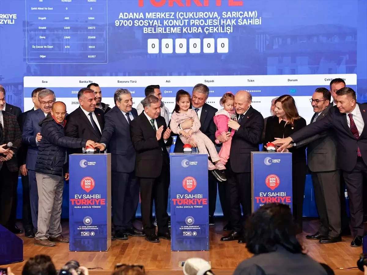 Adana\'da "Yüzyılın Konut Projesi" kapsamında yapılacak konutların kurası çekildi