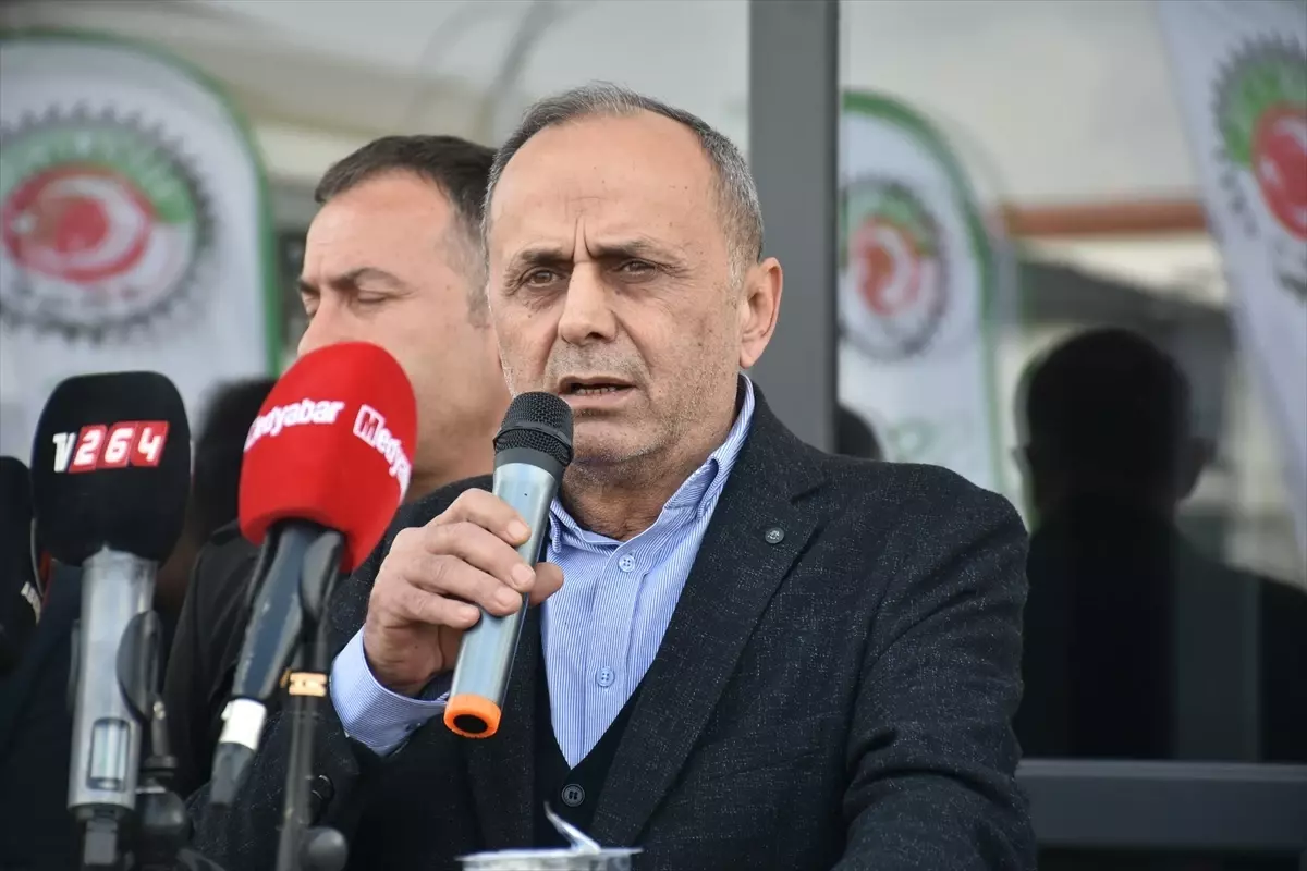 Adapazarı Şeker Fabrikası\'na Sahip Çıkıldı