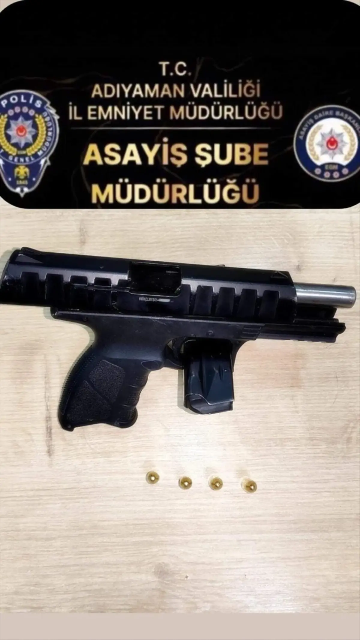 Adıyaman\'da Ruhsatsız Tabanca Ele Geçirildi