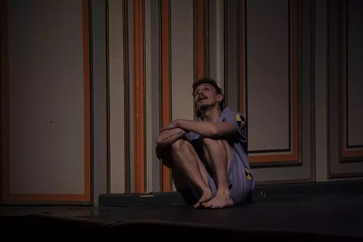 ADOB\'dan Modern Dans Gecesi: \'Frekans\'