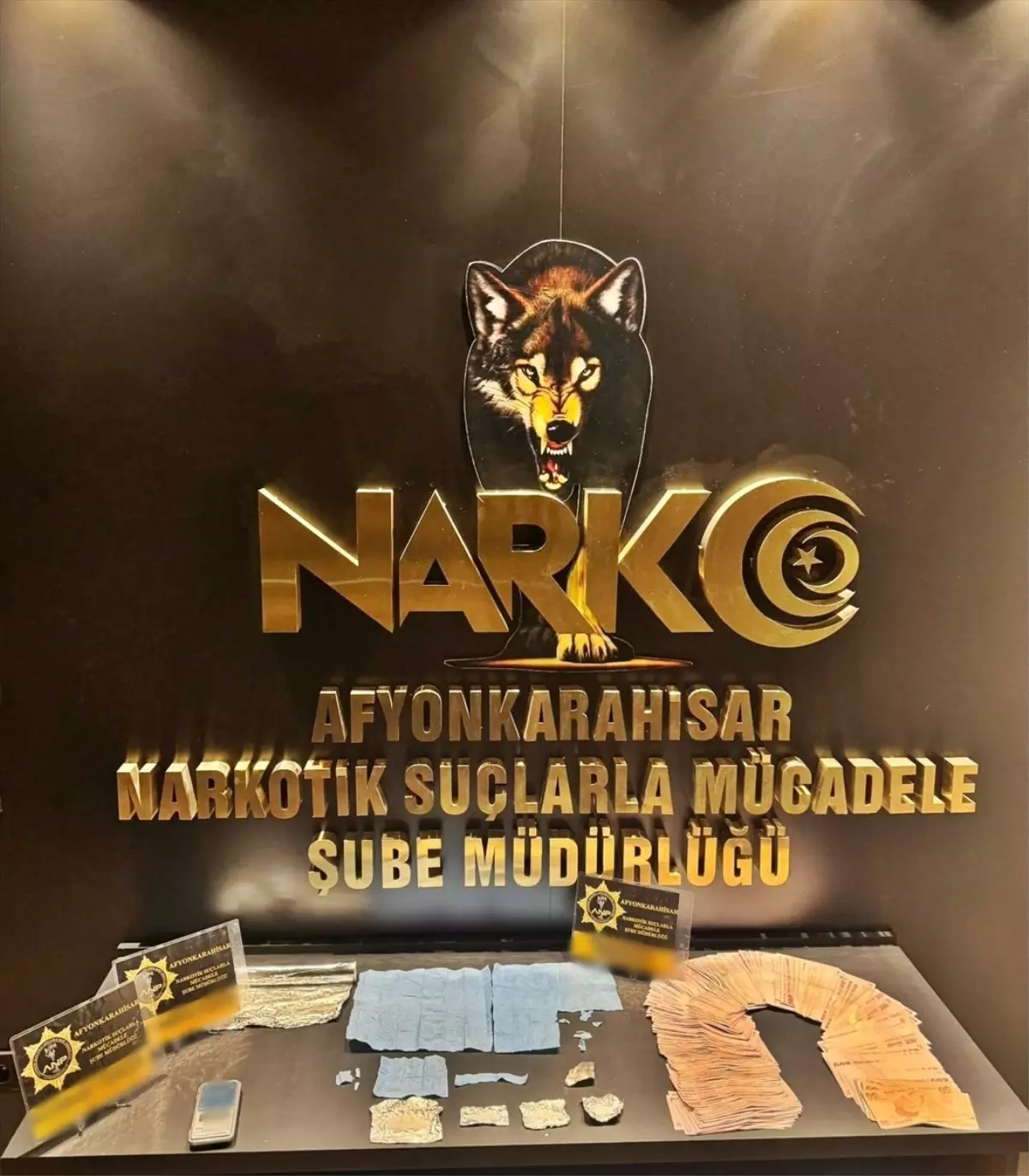 Afyonkarahisar\'da Uyuşturucu Operasyonu: 6 Tutuklama