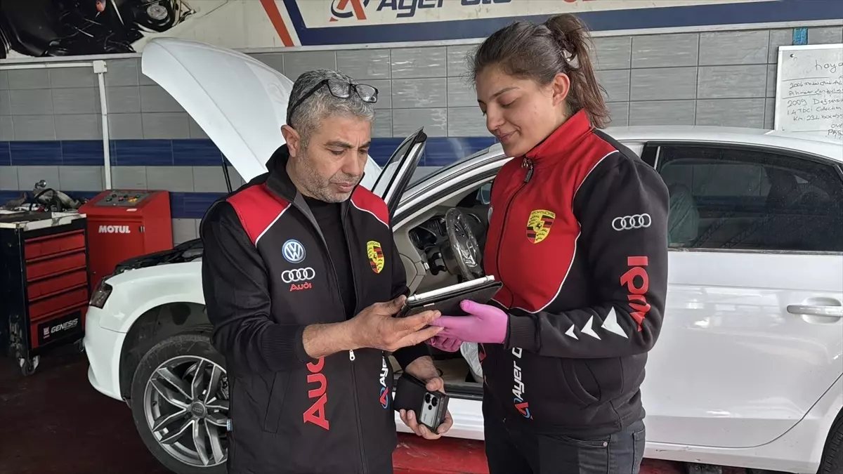 Kadın Oto Ustası: Hatice Kartal