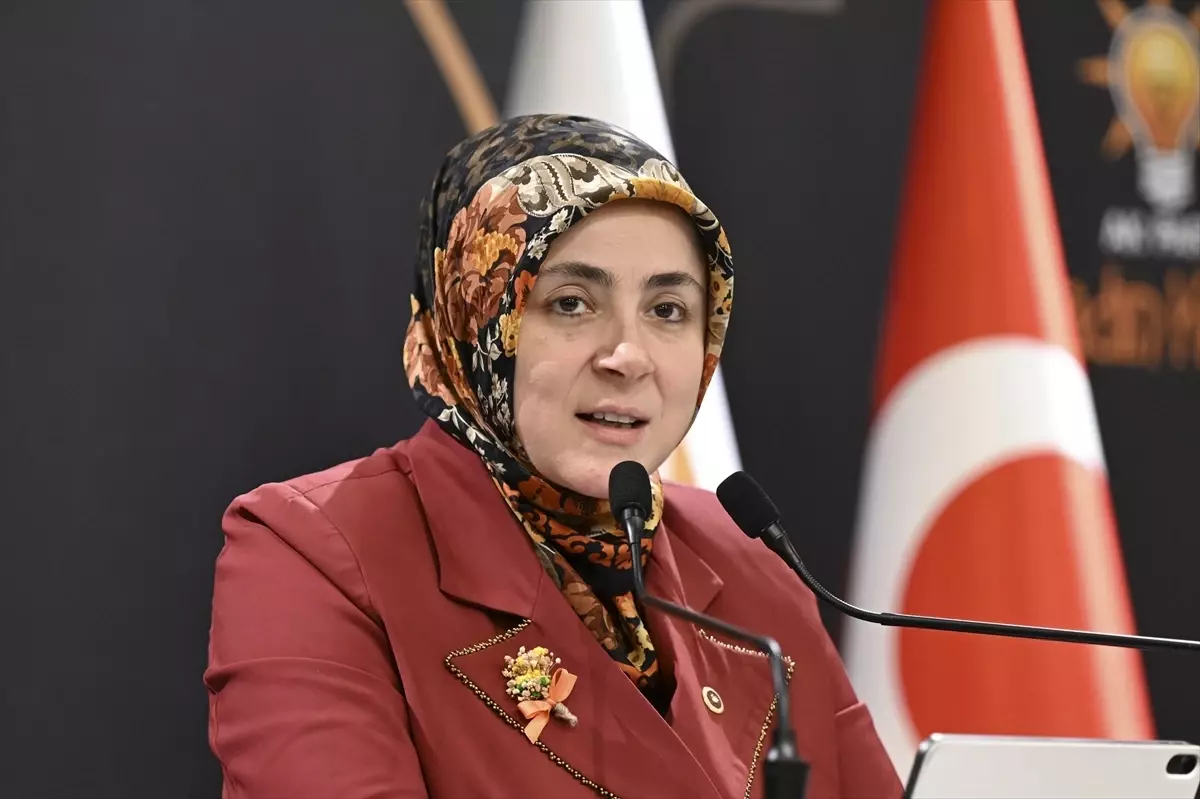 AK Parti Kadın Kolları Başkanı Ercan, "Türkiye Yüzyılı Kardeşlik İftarı" programında konuştu Açıklaması