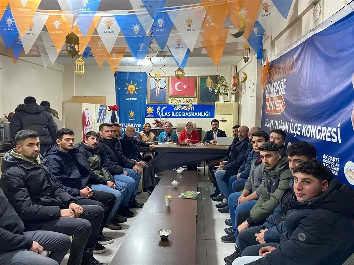 Rukiye Toy, Gençlerle İftar Yaparak Şehit Ailelerini Ziyaret Etti