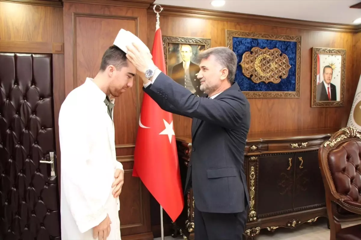 Amasya\'da Din Görevlilerine Cübbe Giydirme Töreni