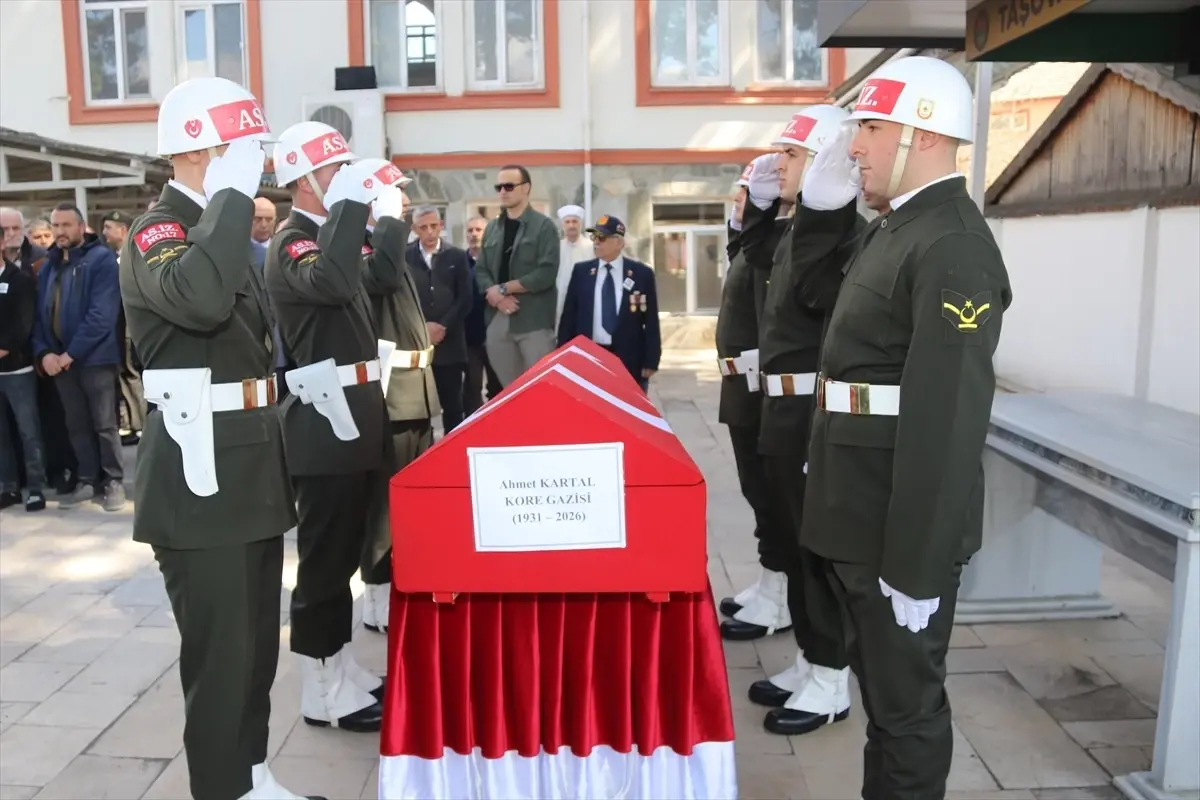Kore Gazisi Ahmet Kartal Son Yolculuğuna Uğurlandı