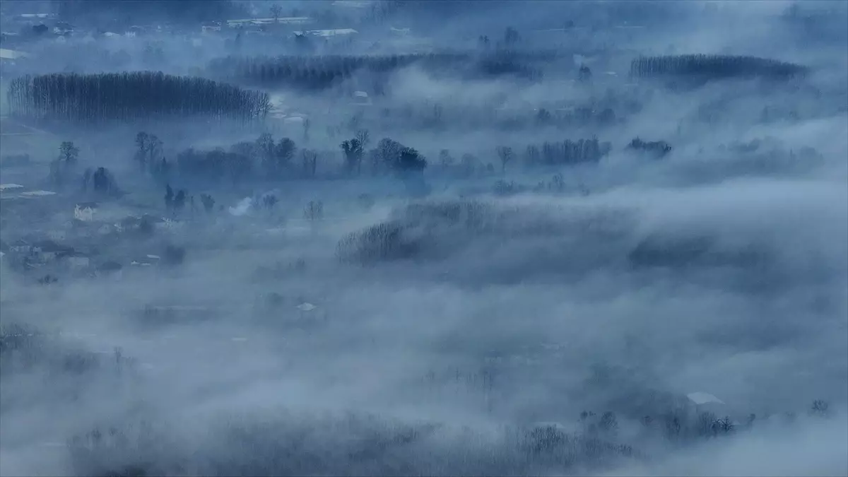 Düzce Otoyolu\'nda Sis Etkili