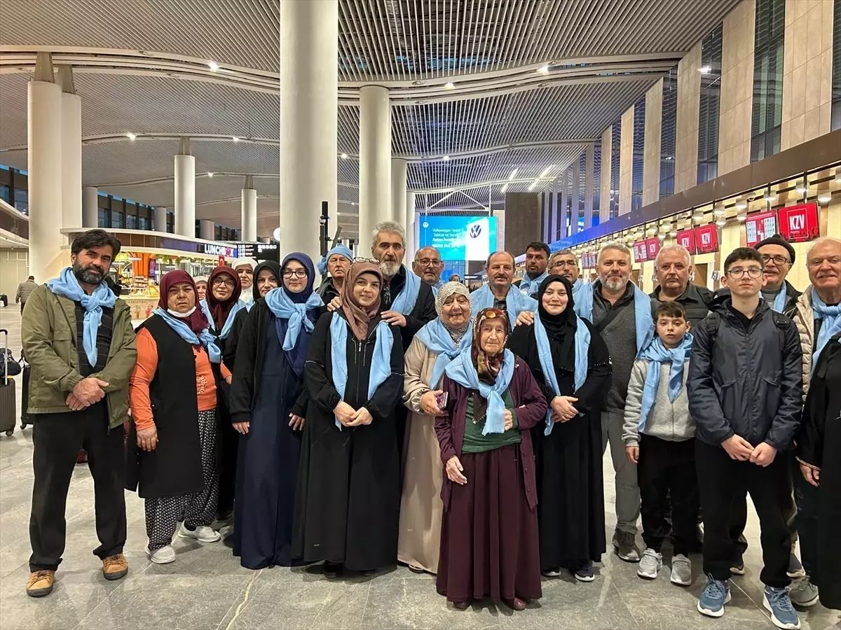 Anamur\'da Umre Yolcuları Uğurlandı