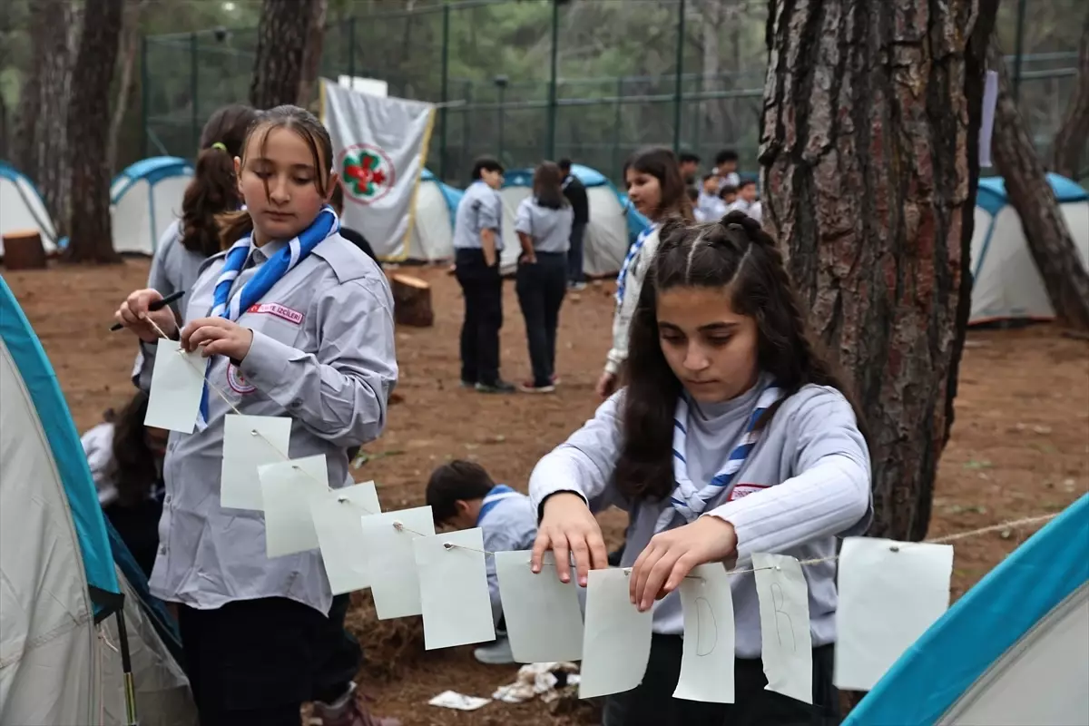 Antalya\'da İzci Kaynaşma Kampı