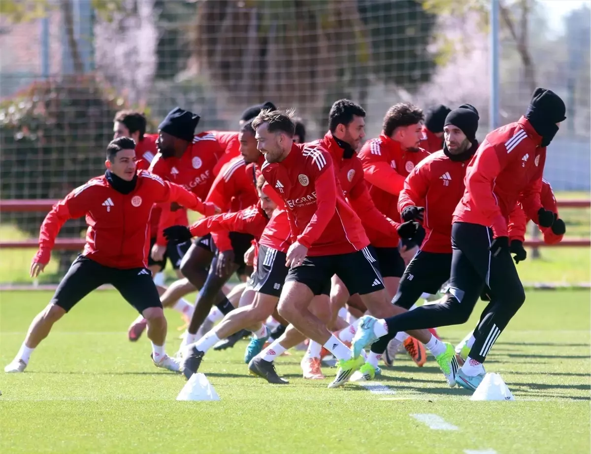 Antalyaspor Rize Deplasmanına Hazır