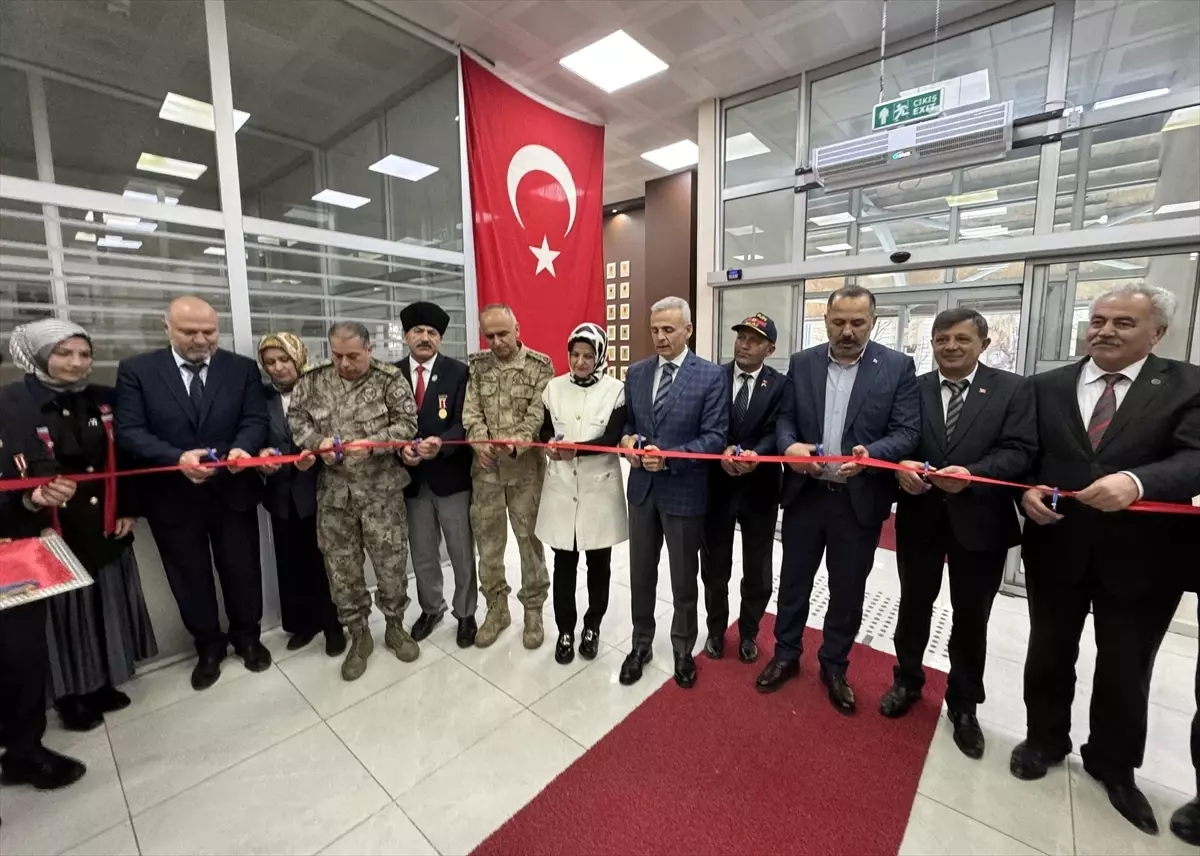 Ardahan\'da Şehit ve Gaziler için "vefa köşesi" açıldı