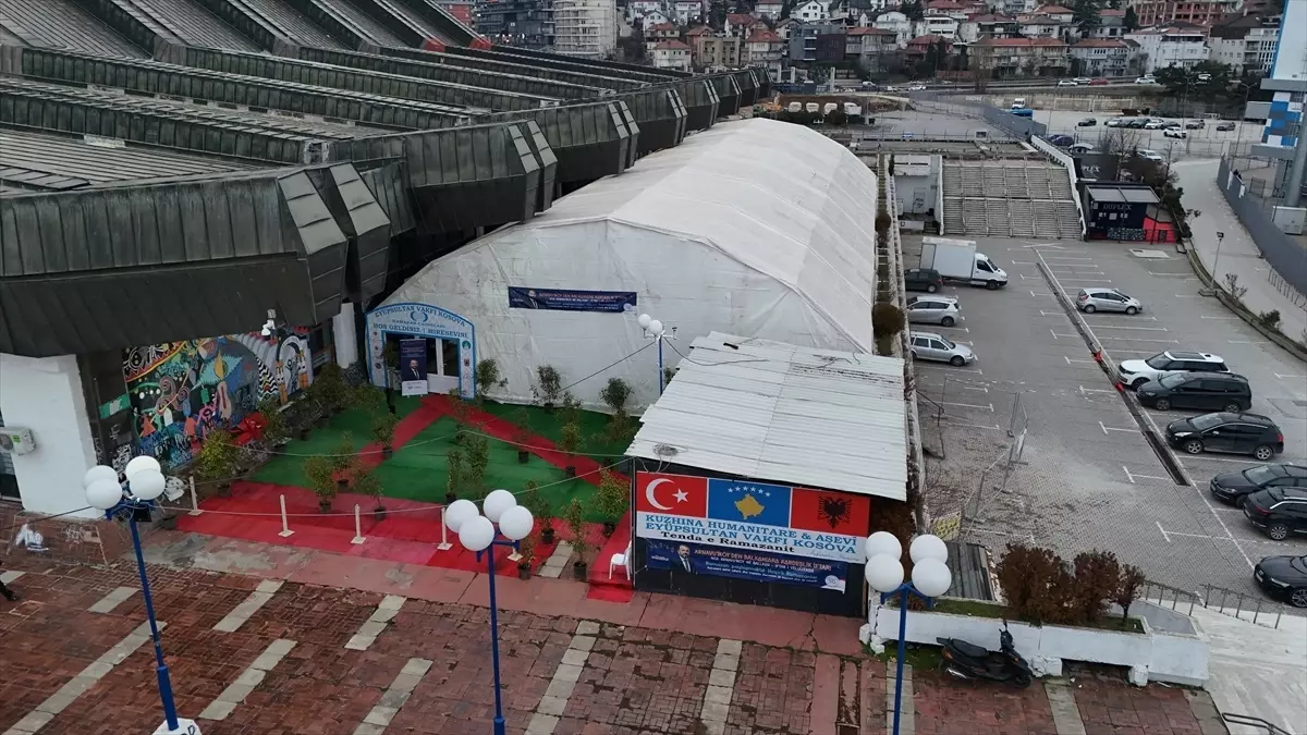 Arnavutköy Belediyesi\'nden Priştine\'de İftar Programı