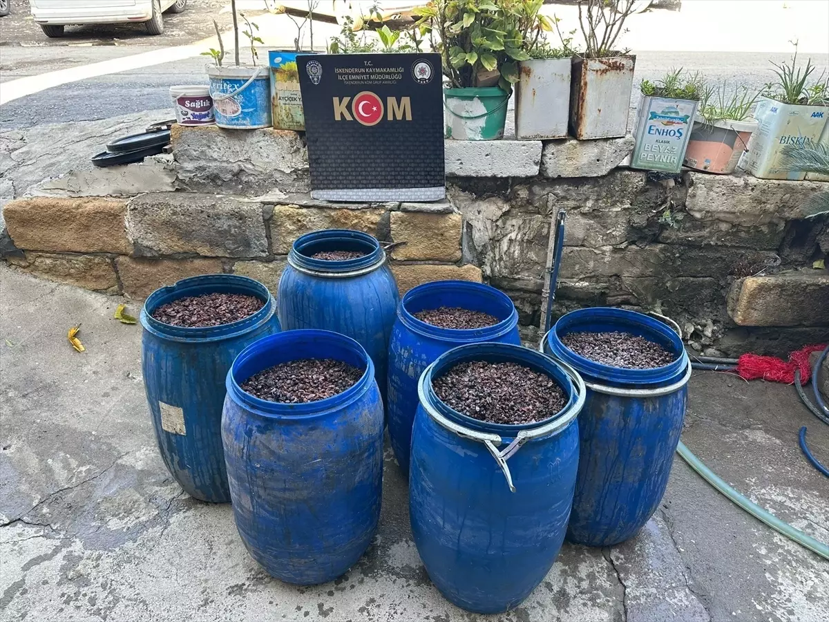 Hatay\'da 1510 Litre Sahte İçi Ele Geçirildi