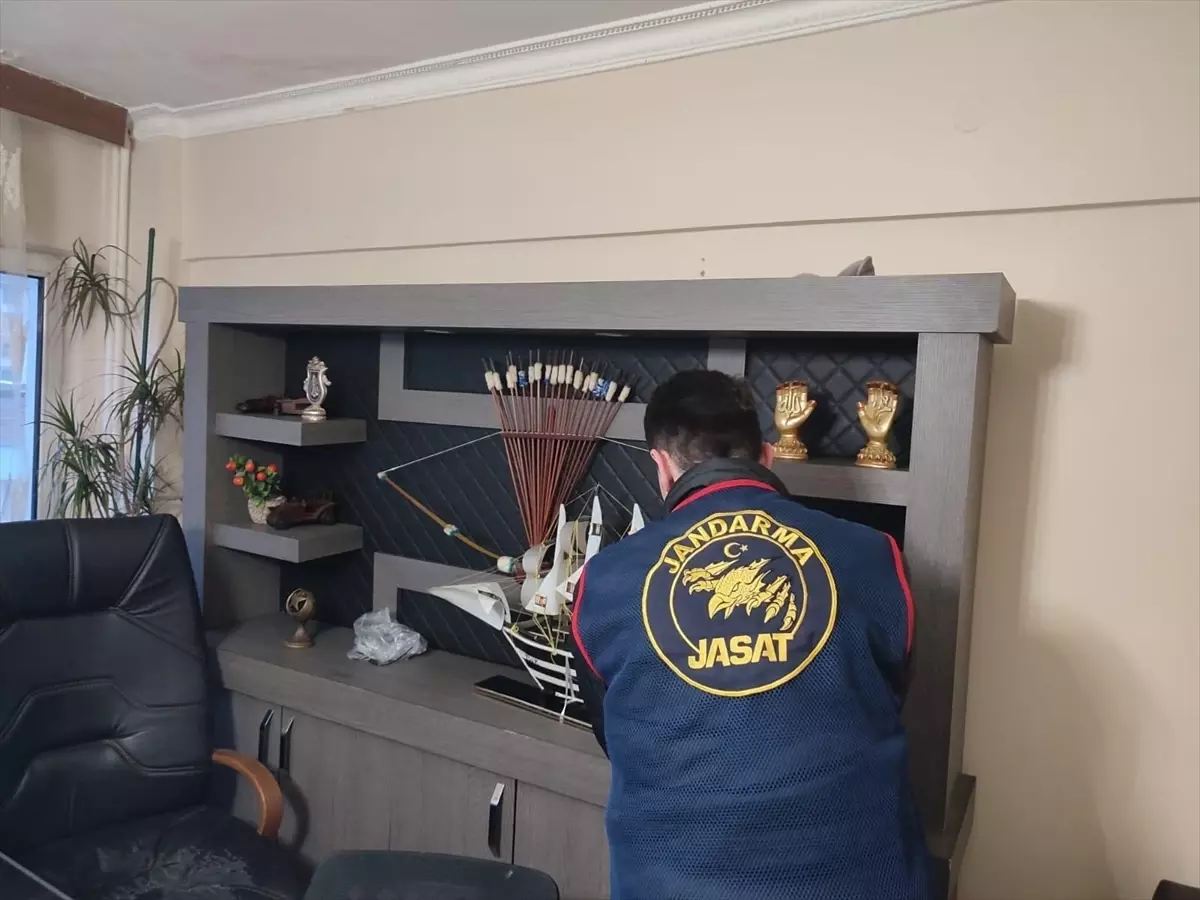 Artvin\'de Dolandırıcılığa 5 Tutuklama