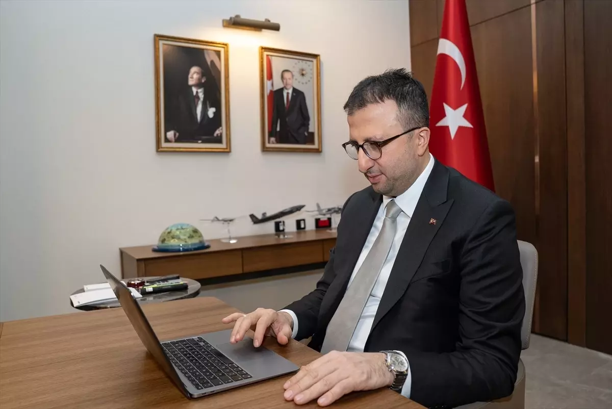 Ahmet Akyol \'Yılın Kareleri\' Oylamasına Katıldı