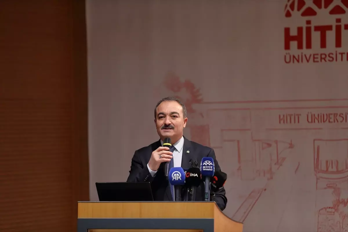 Alper Gezeravcı Gençlerle Uzay Söyleşisi Yaptı