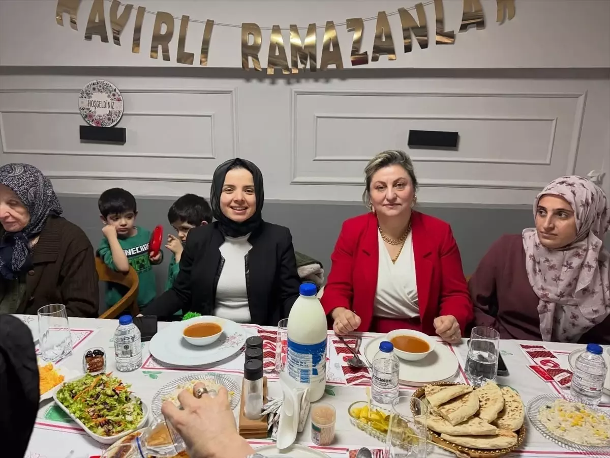 Atkaracalar\'da Kadınlar Günü İftarı