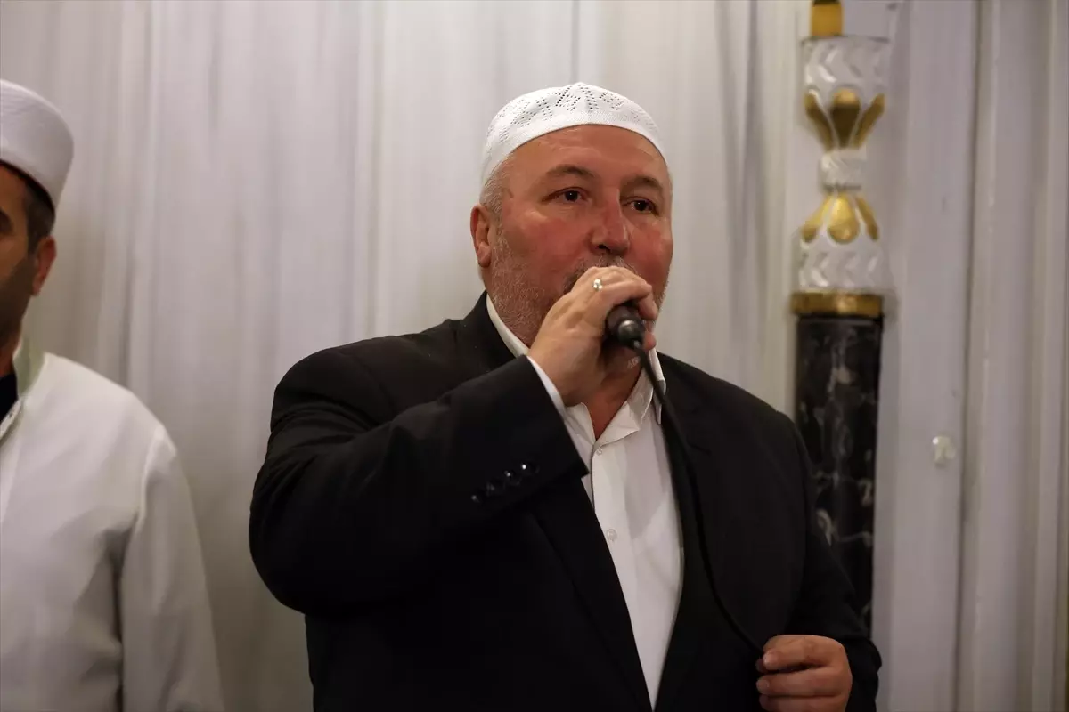 Ramazan için Fener Alayı Düzenlendi