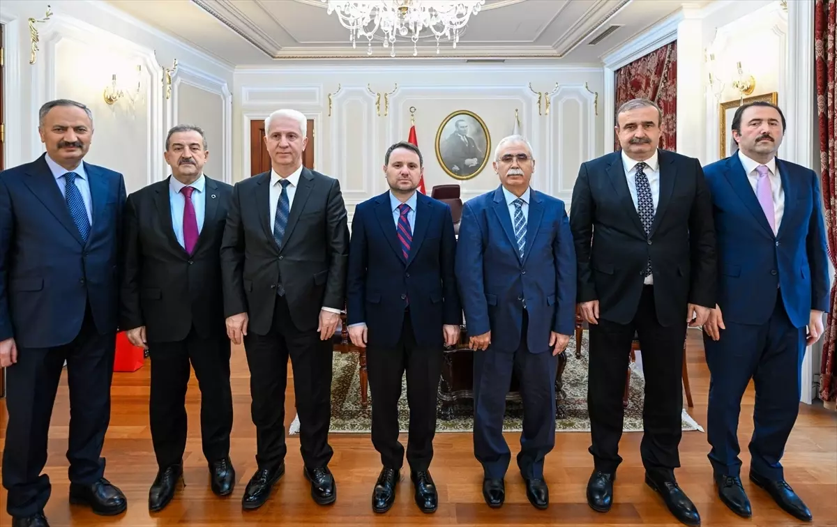 AYM Başkanı Özkaya\'dan Bakan Gürlek\'e Ziyaret