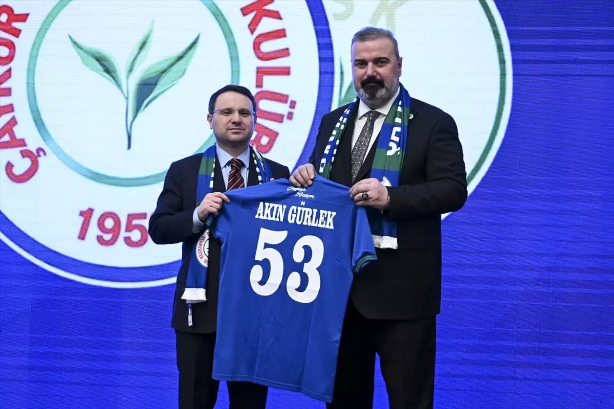 Bakanlardan Rizespor İftarına Katılım