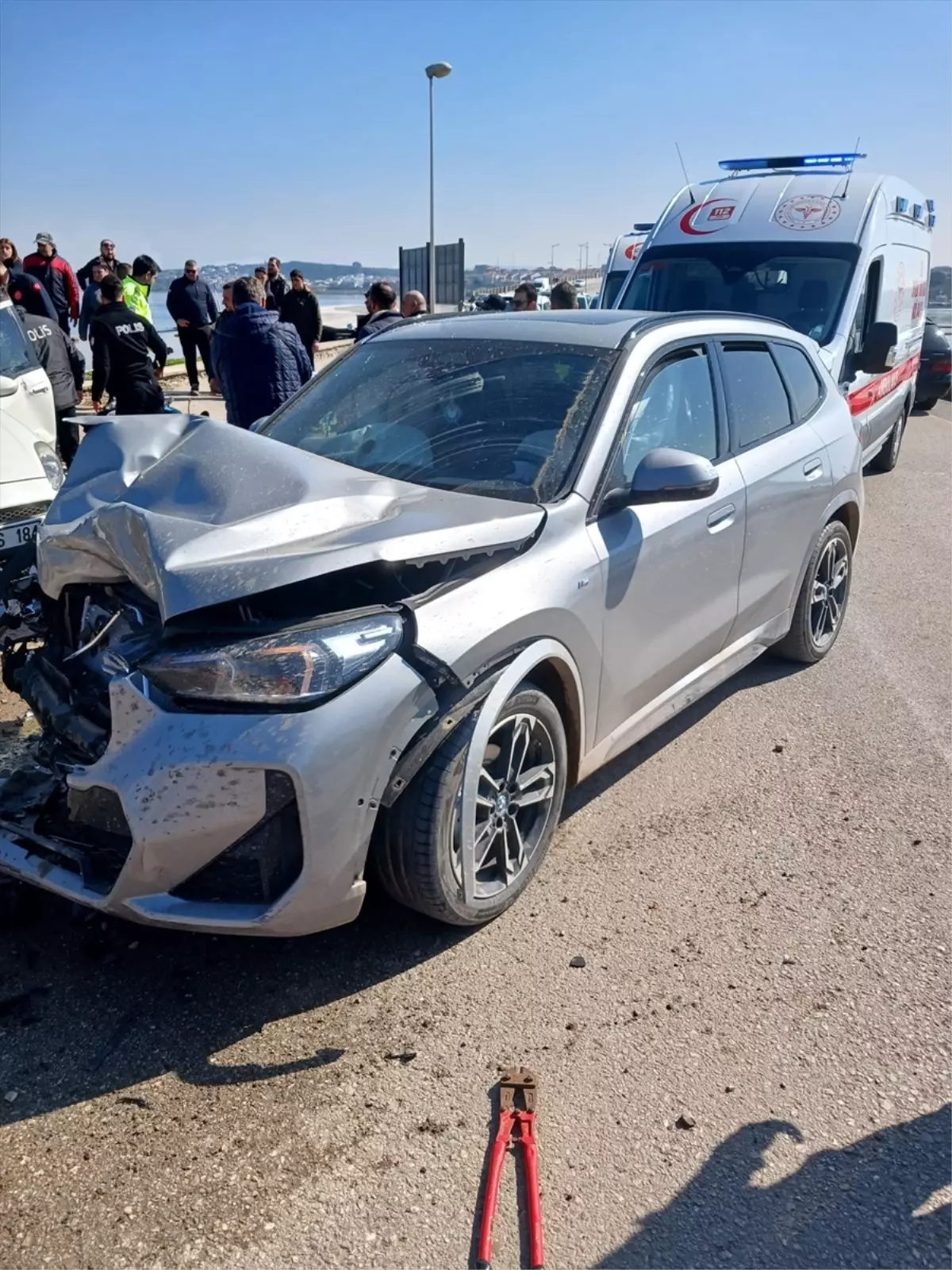 Ayvalık\'ta Trafik Kazası: 6 Yaralı