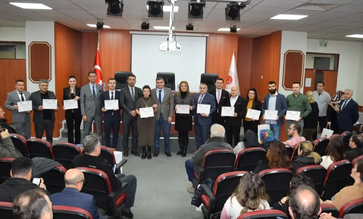 Uzlaştırmacılara Başarı Belgeleri Verildi