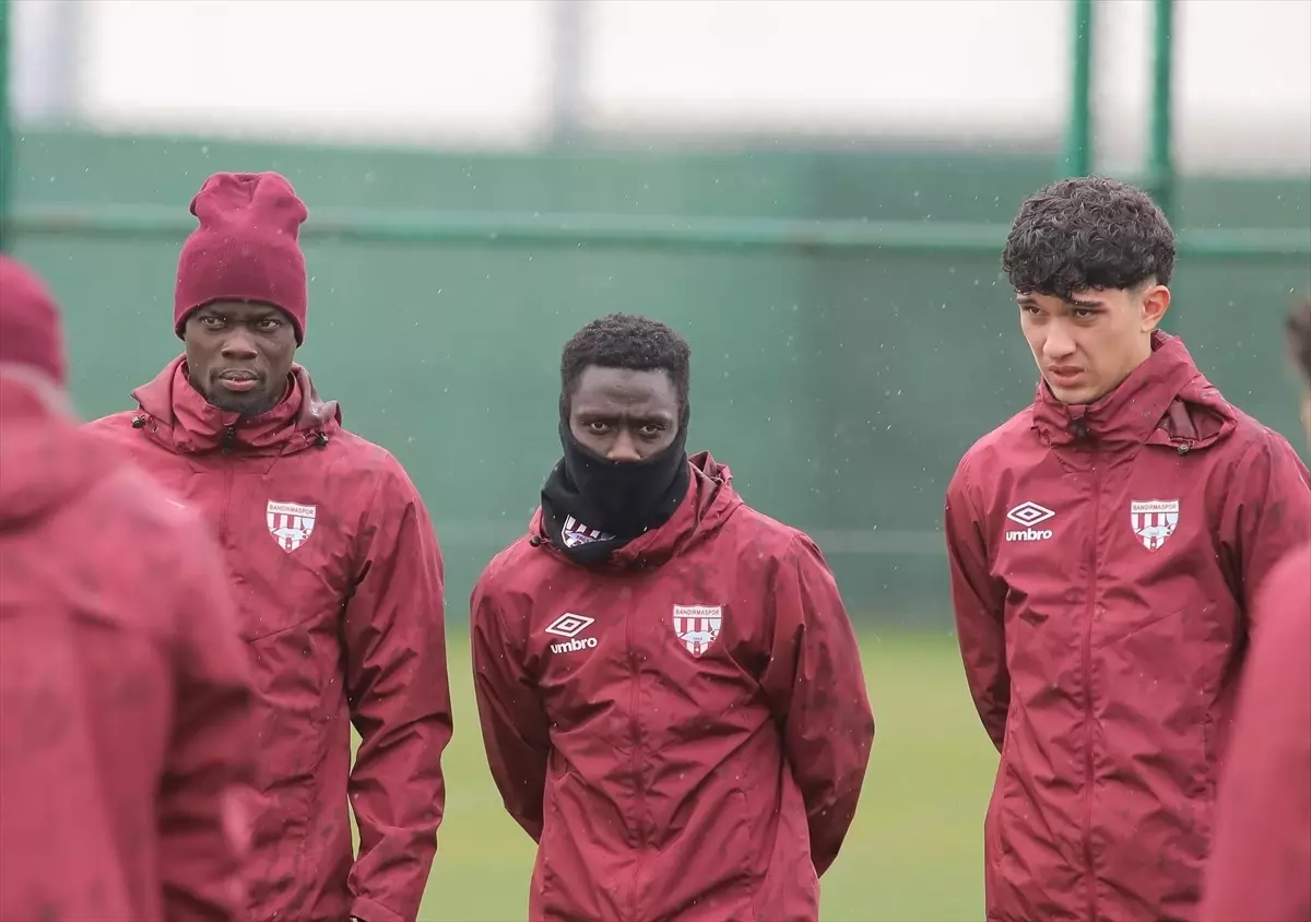 Bandırmaspor\'un Eminevim Ümraniyespor hazırlıkları