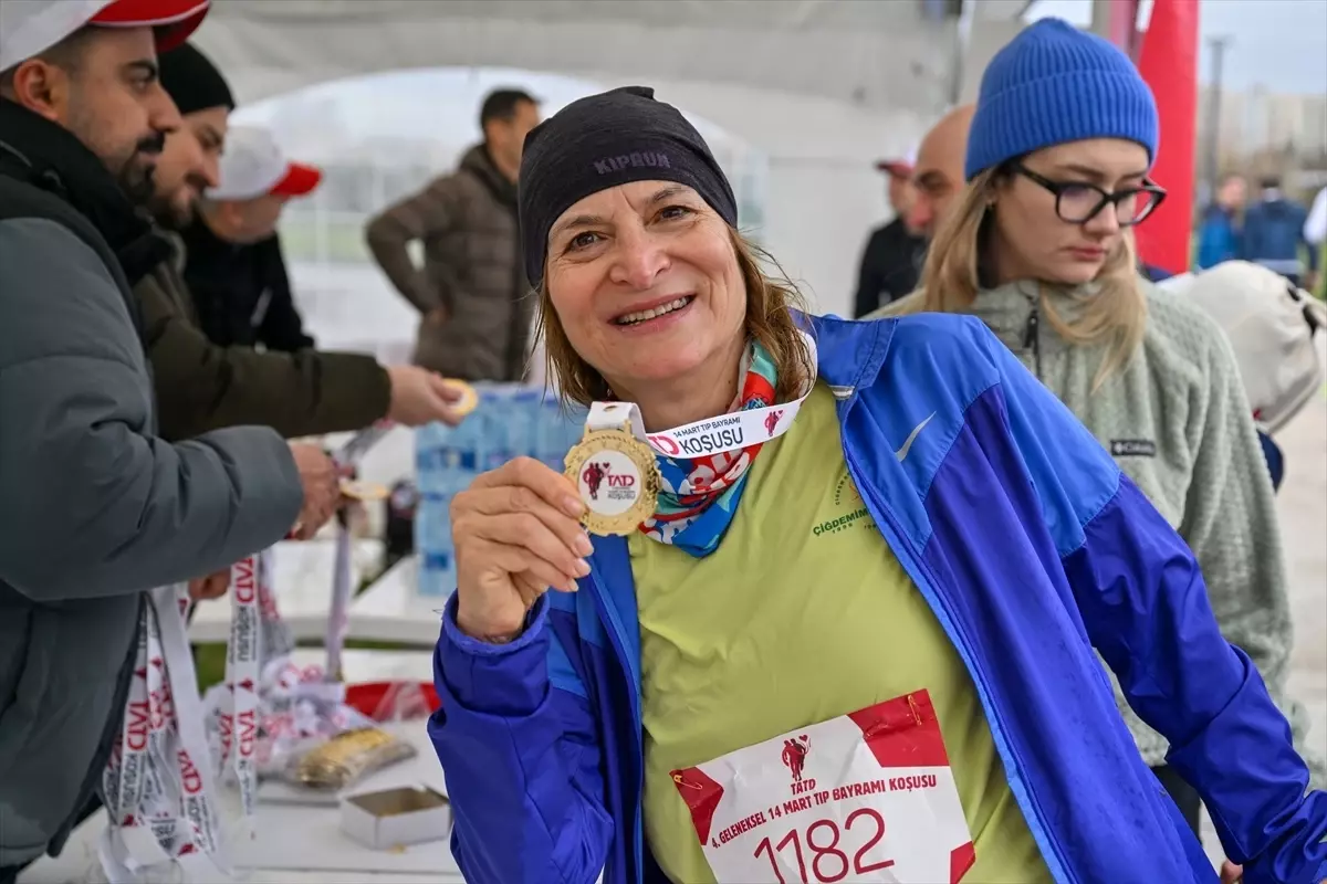 4. Geleneksel Tıp Bayramı Koşusu Gerçekleşti