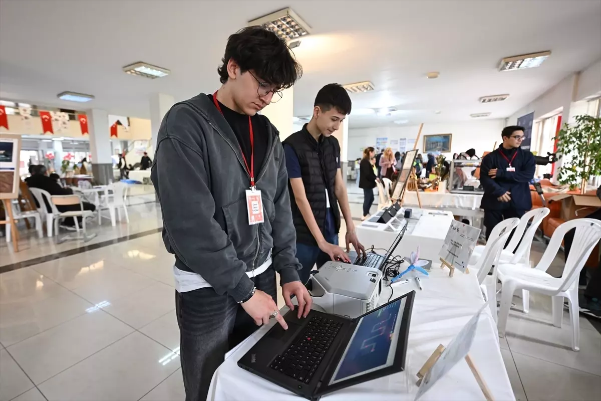 Bilim Şenliği Altındağ\'da Düzenlendi