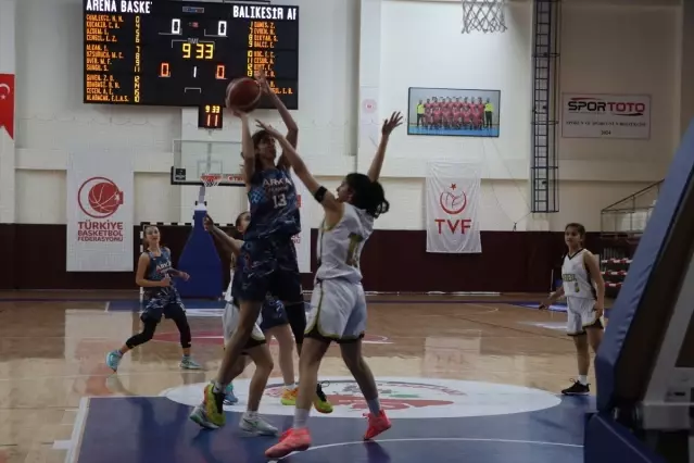 14 Yaş Altı Kızlar Anadolu Şampiyonası Devam Ediyor