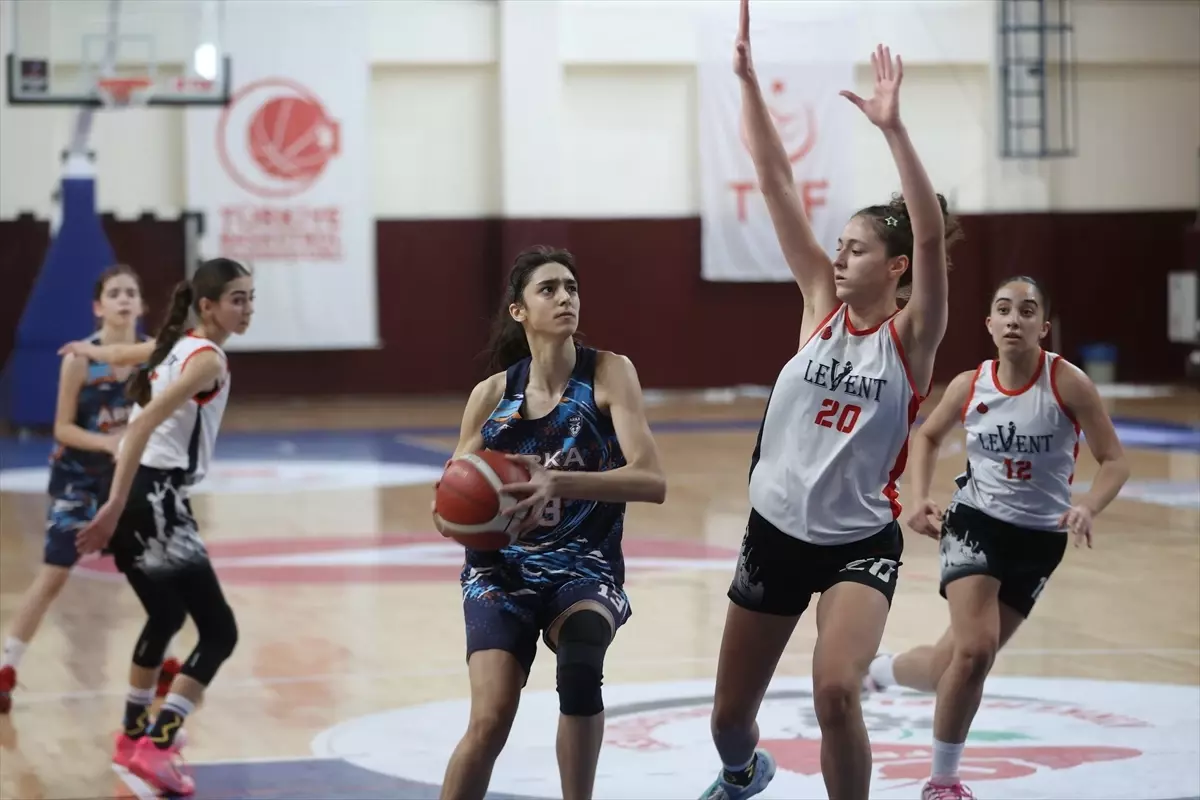 14 Yaş Altı Kızlar Anadolu Şampiyonası Sona Erdi