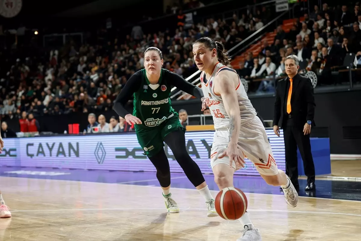 ÇİMSA ÇBK Mersin Yarı Finale Yükseldi