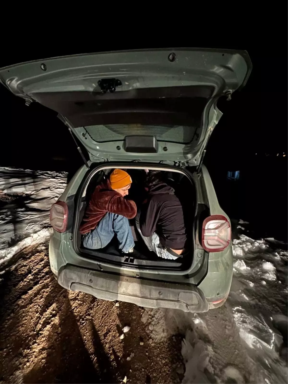 Bayburt\'ta Göçmen Kaçakçılığı Operasyonu