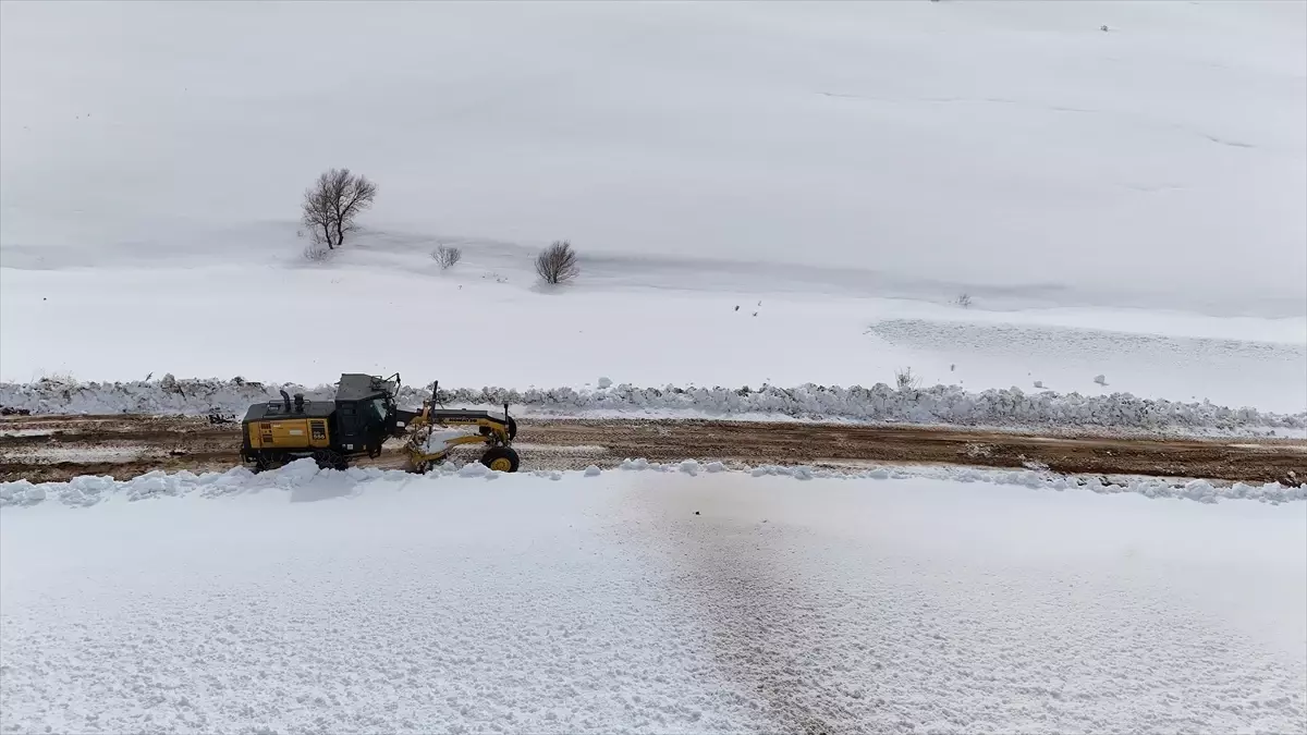 Bayburt\'ta Karla Mücadele Bayram Öncesi Çalışmaları