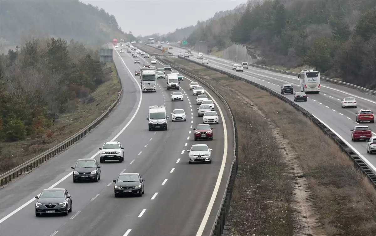 Anadolu Otoyolu\'nda Dönüş Yoğunluğu