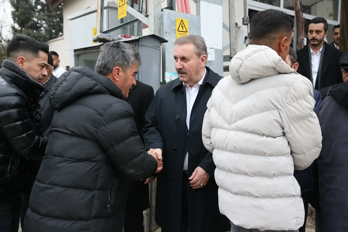 Destici\'den İslam Ülkelerine Birlik Çağrısı