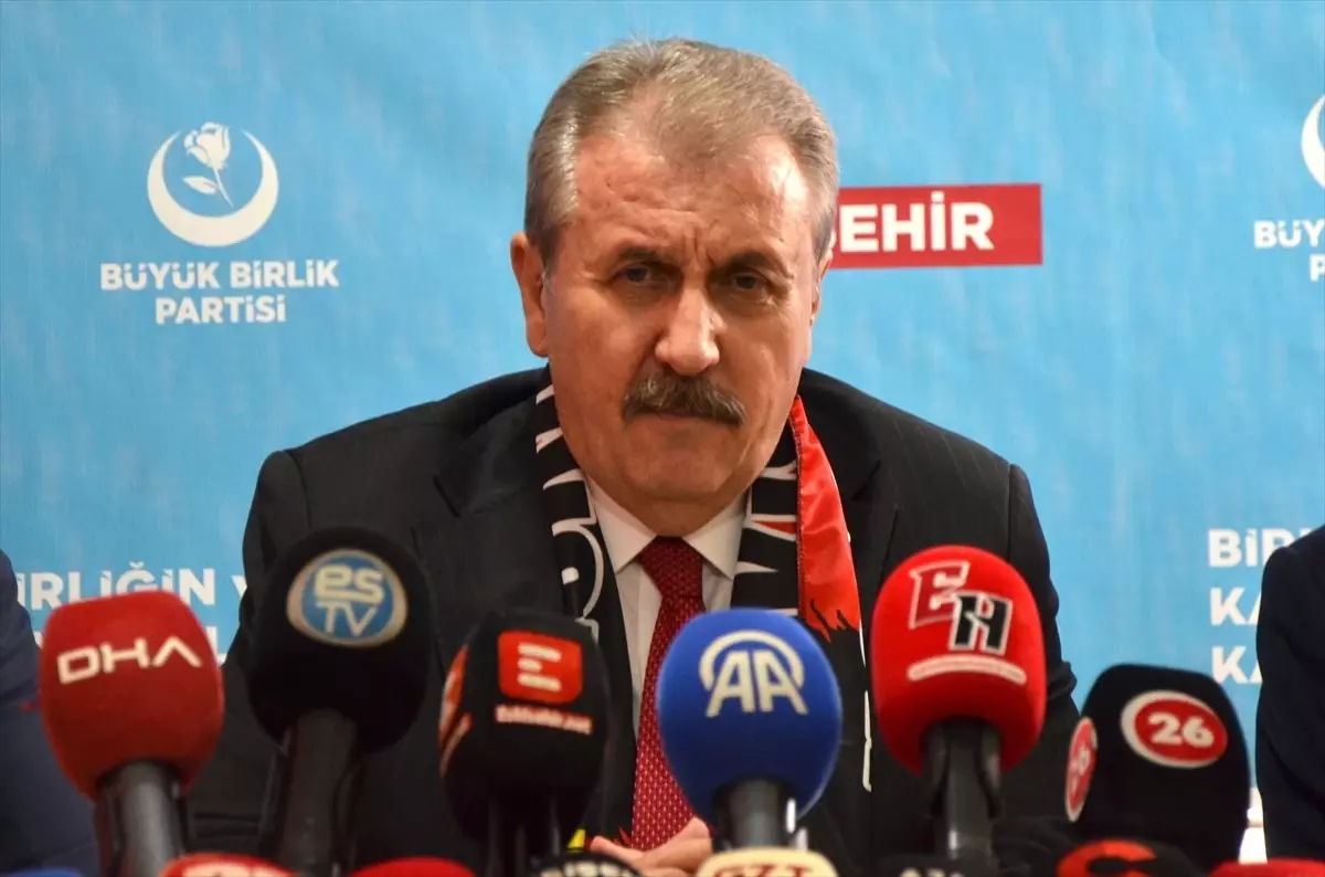 Destici\'den Yolsuzluk ve Emekli Açıklamaları