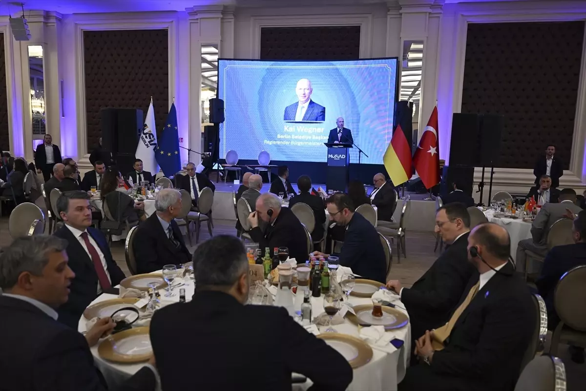 Berlin\'de Türk Girişimcilere Vurgu