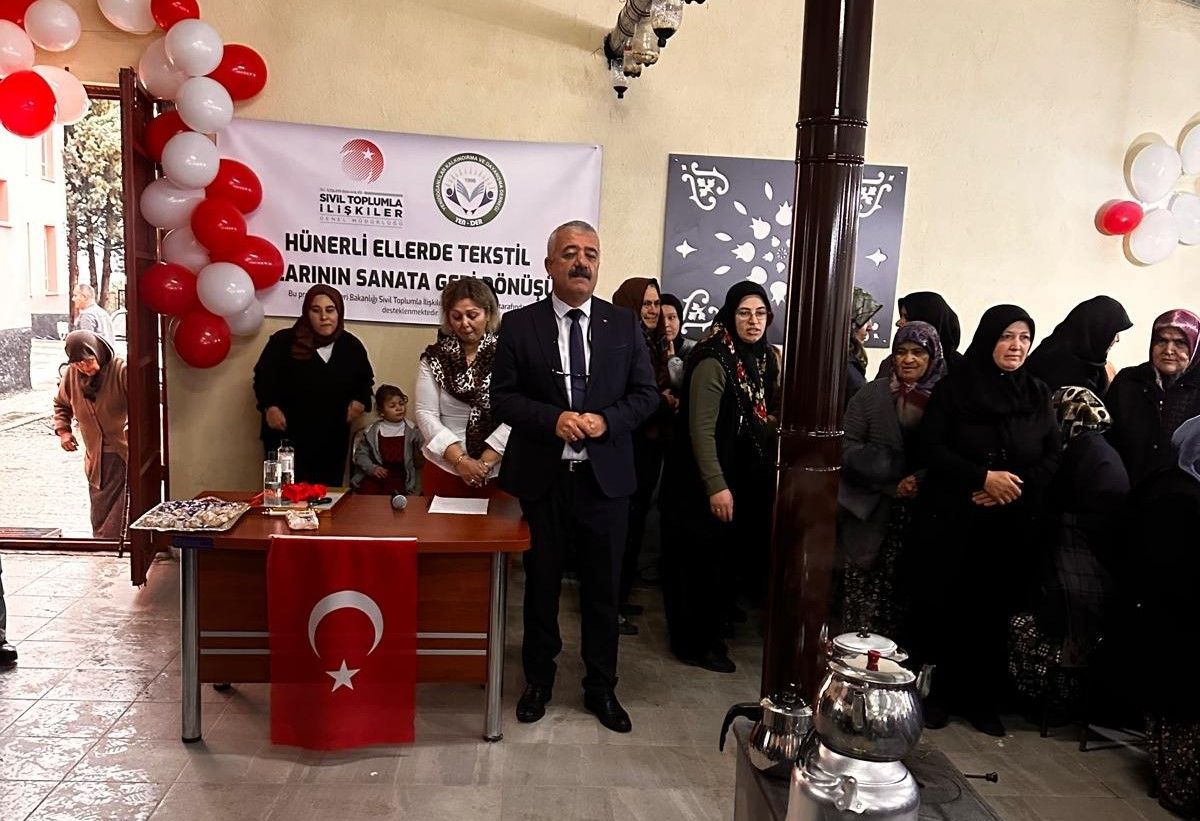 Beyşehir\'de Kadınlara Meslek Eğitimi