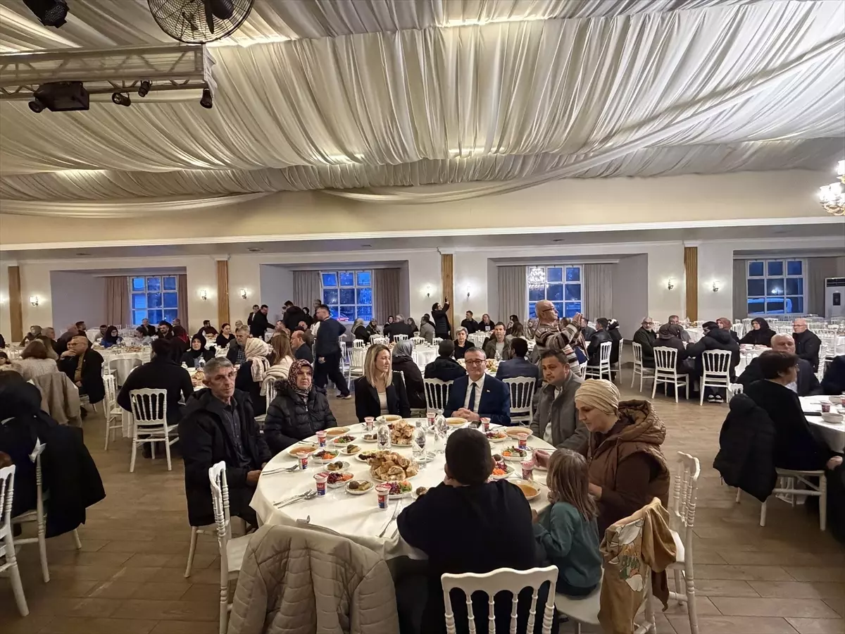Biga\'da Muhtarlarla İftar Buluşması