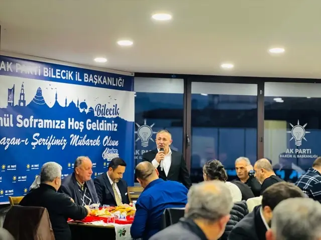 Bilecik’te AK Parti’den sivil toplum kuruluşu temsilcileri ve üyelerine iftar