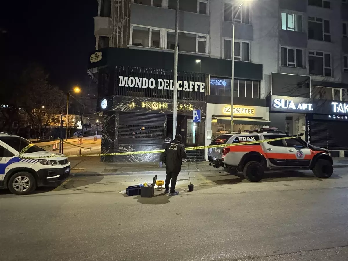 Bilecik\'te Kuyumcu Soyuldu