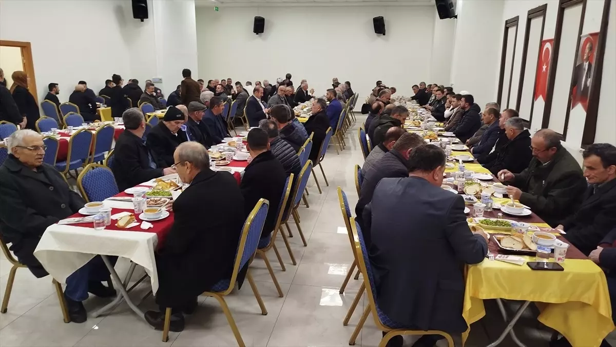 Boyabat Kaymakamlığı muhtarlara yönelik iftar programı düzenledi