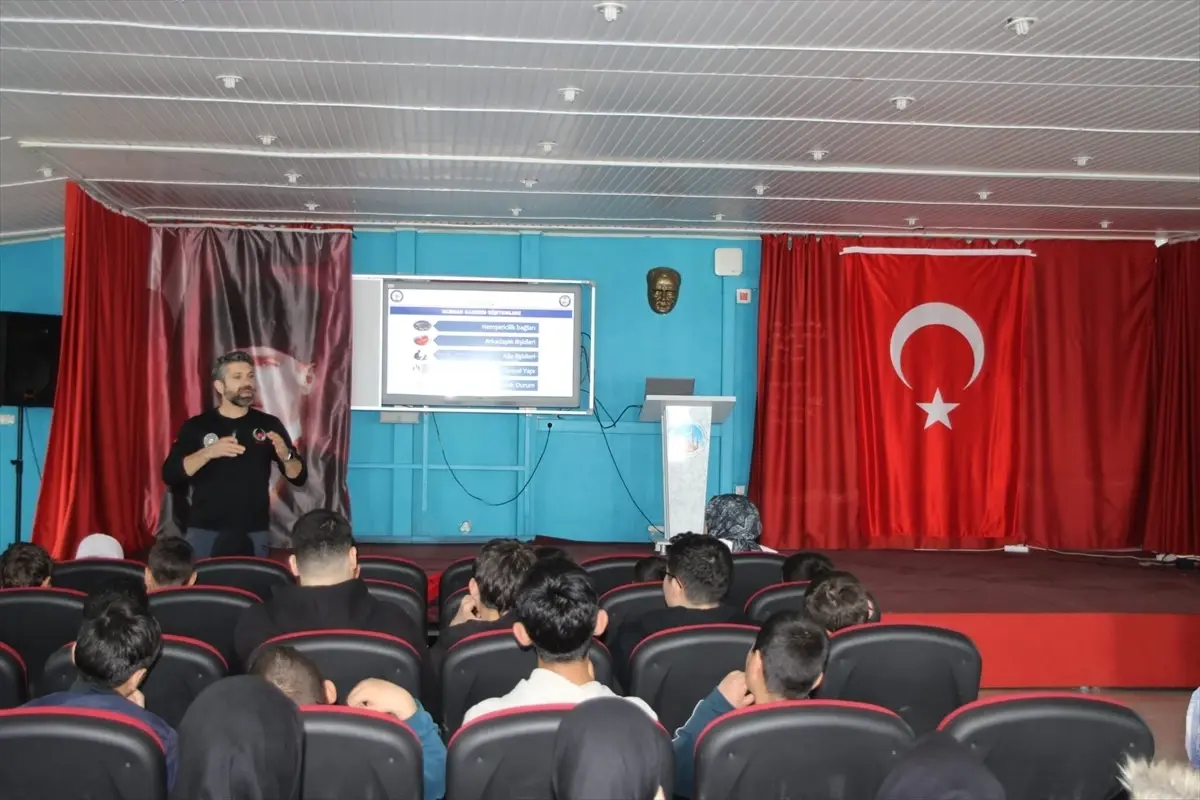 Öğrencilere Terörle Mücadele Eğitimi