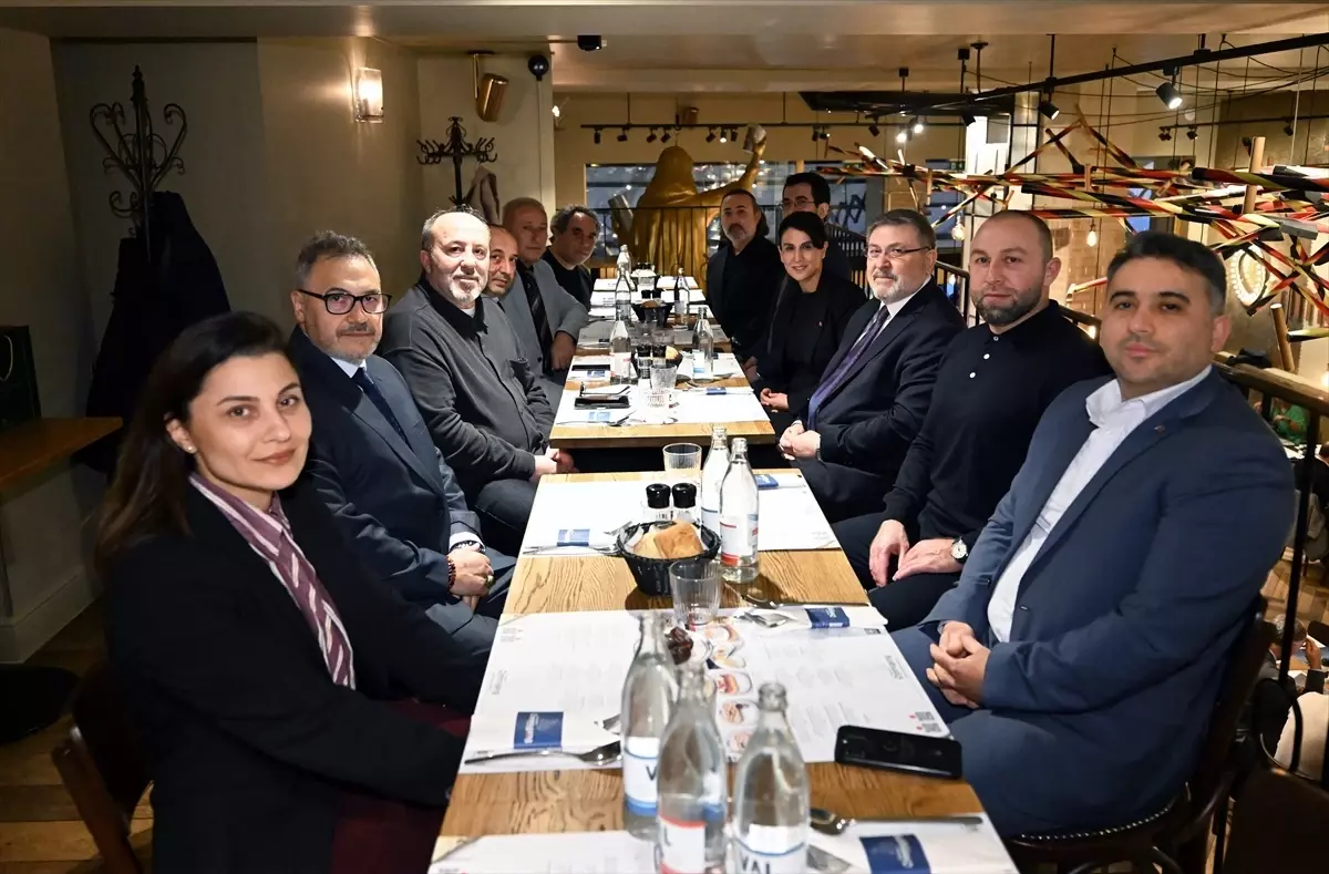 AK Parti\'den Brüksel\'de İftar Daveti