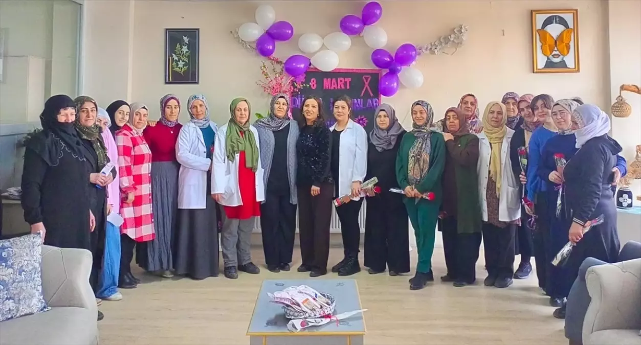 Muş\'ta Kadınlar Günü Etkinliği